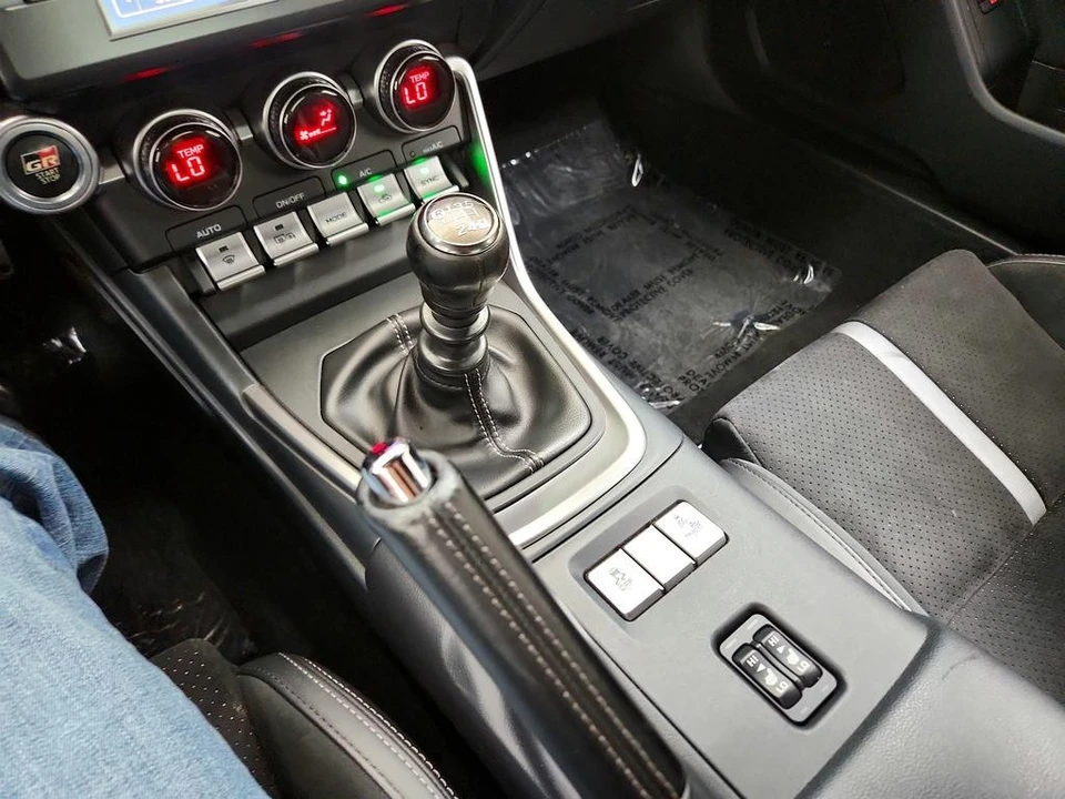 2022 Toyota GR86 2nd Gen - Image 18 of 31