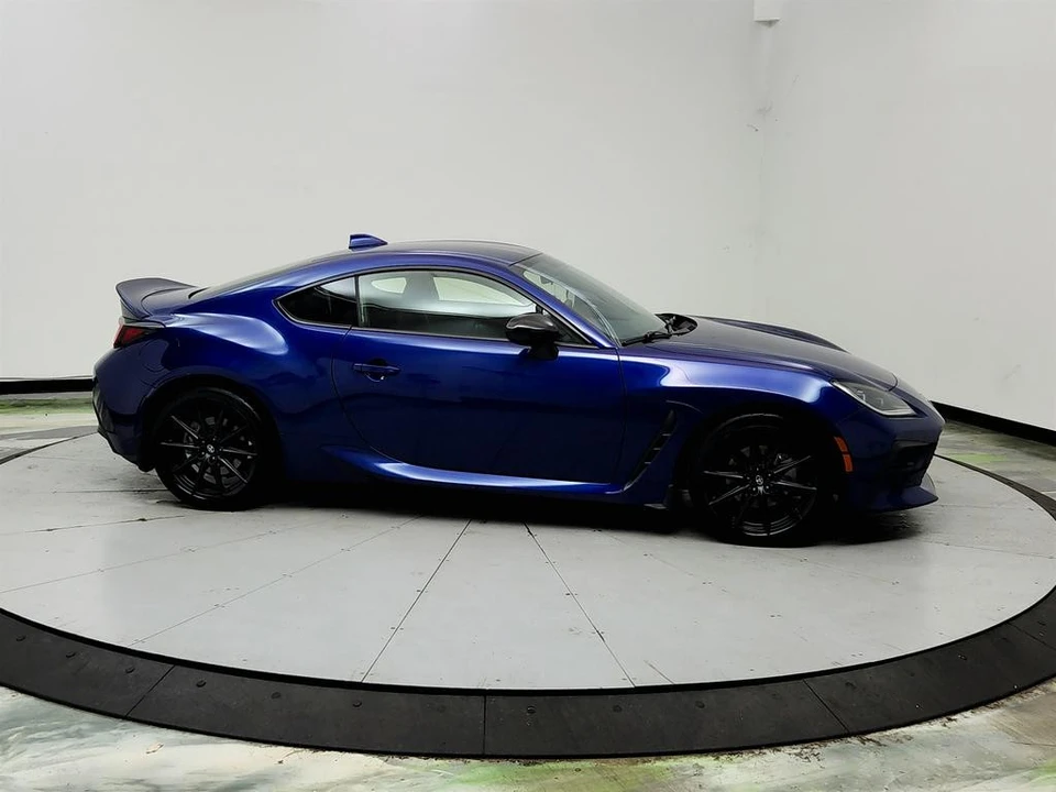 2022 Toyota GR86 2nd Gen - Image 4 of 31