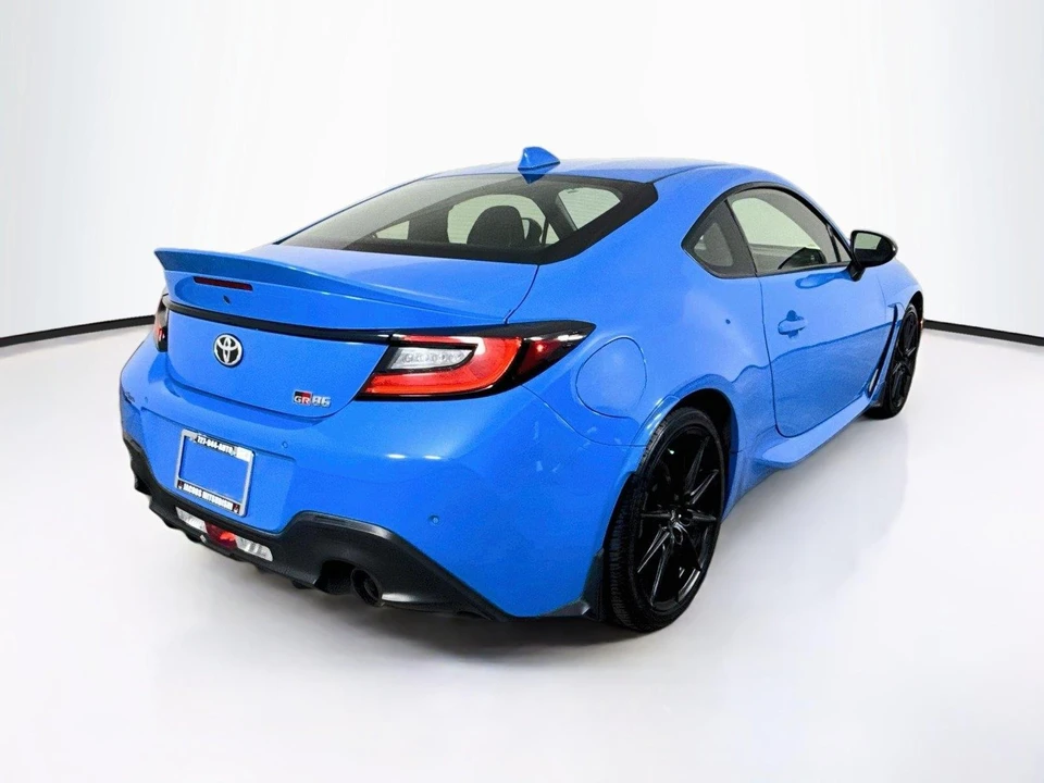 2022 Toyota GR86 2nd Gen - Image 5 of 18