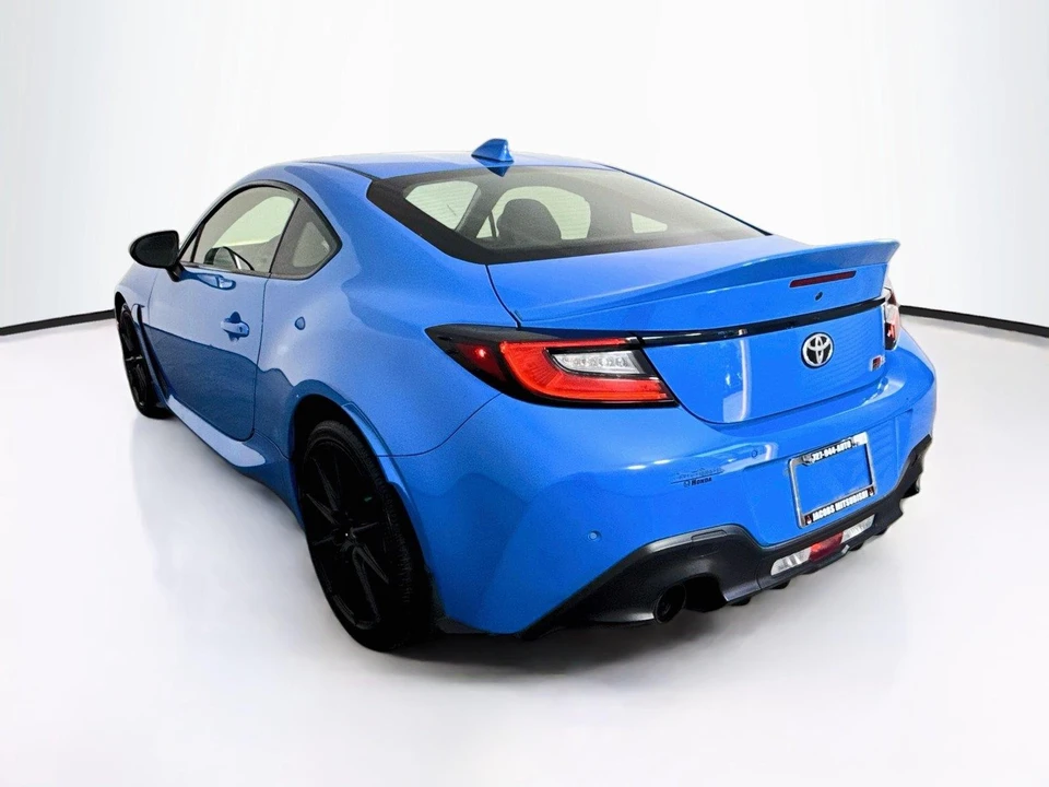 2022 Toyota GR86 2nd Gen - Image 3 of 18