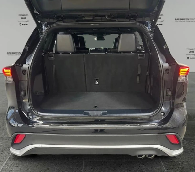 2022 Toyota Highlander - Image 15 of 15