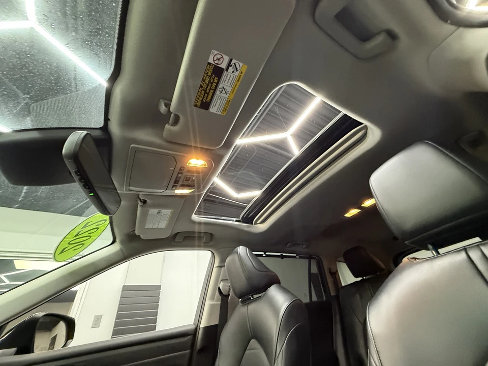 2022 Toyota Highlander - Image 13 of 21