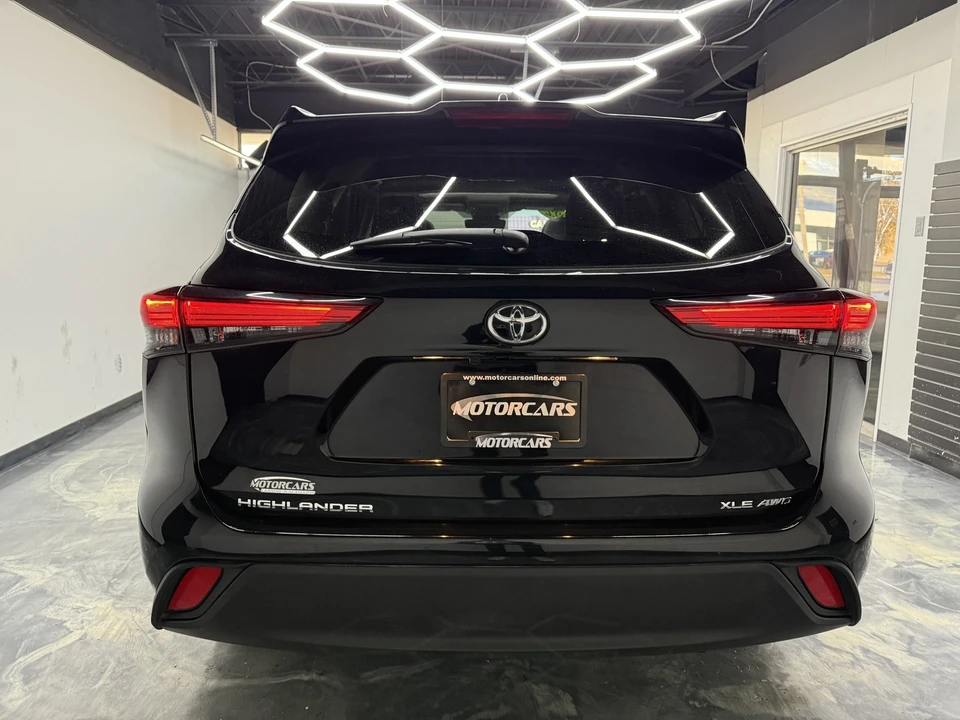 2022 Toyota Highlander - Image 5 of 21