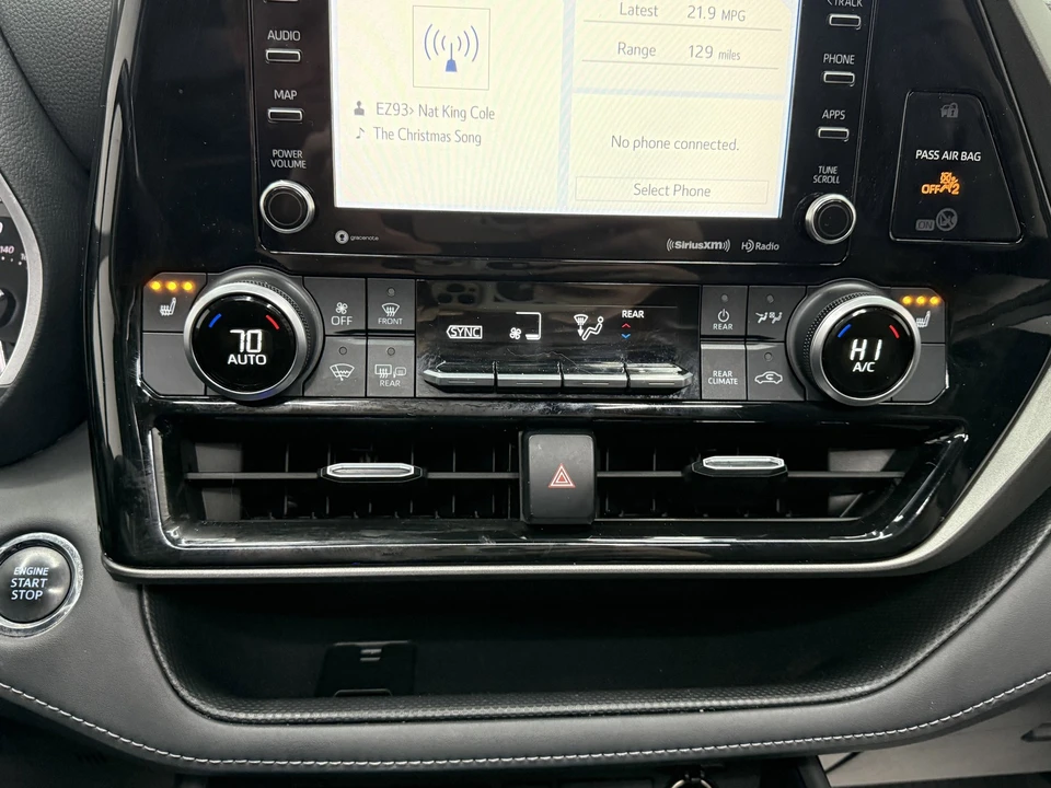 2022 Toyota Highlander - Image 20 of 21