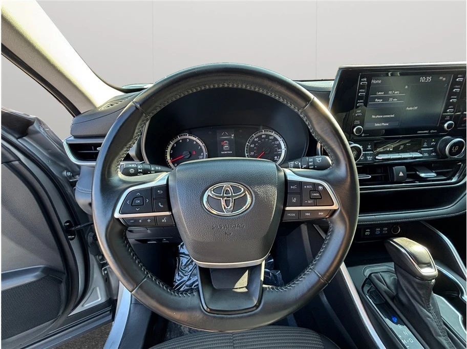 2022 Toyota Highlander - Image 21 of 21