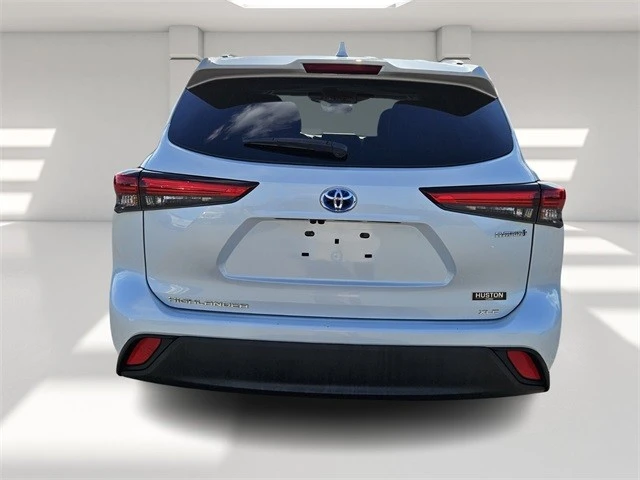 2022 Toyota Highlander - Image 4 of 21