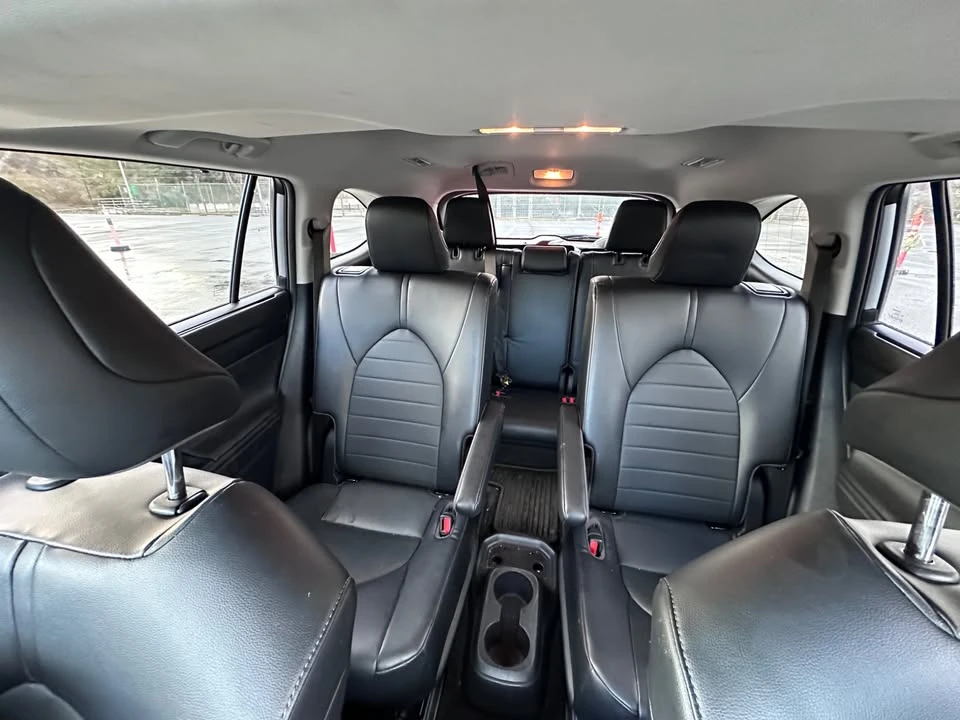 2022 Toyota Highlander - Image 7 of 9