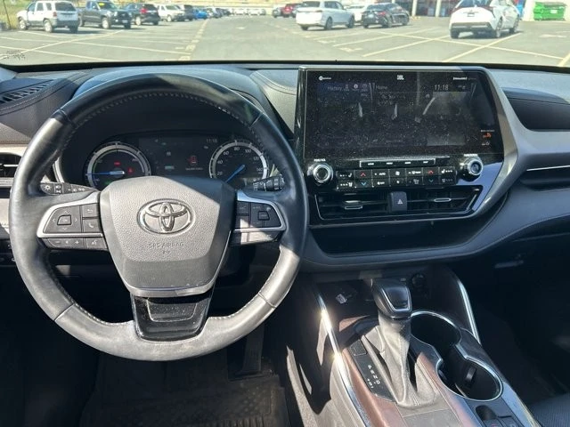 2022 Toyota Highlander - Image 6 of 15