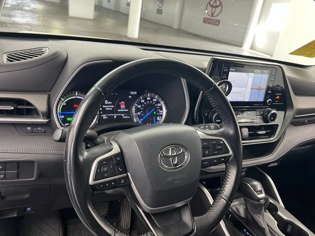 2022 Toyota Highlander - Image 7 of 9