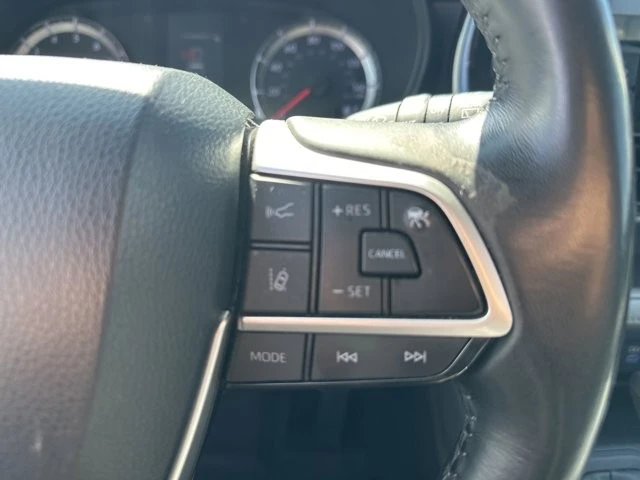 2022 Toyota Highlander - Image 9 of 13
