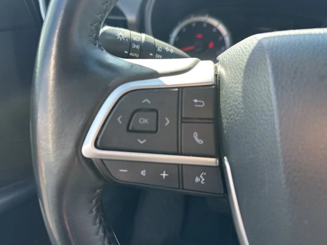 2022 Toyota Highlander - Image 8 of 13