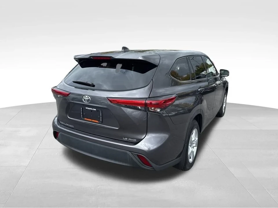 2022 Toyota Highlander - Image 5 of 12