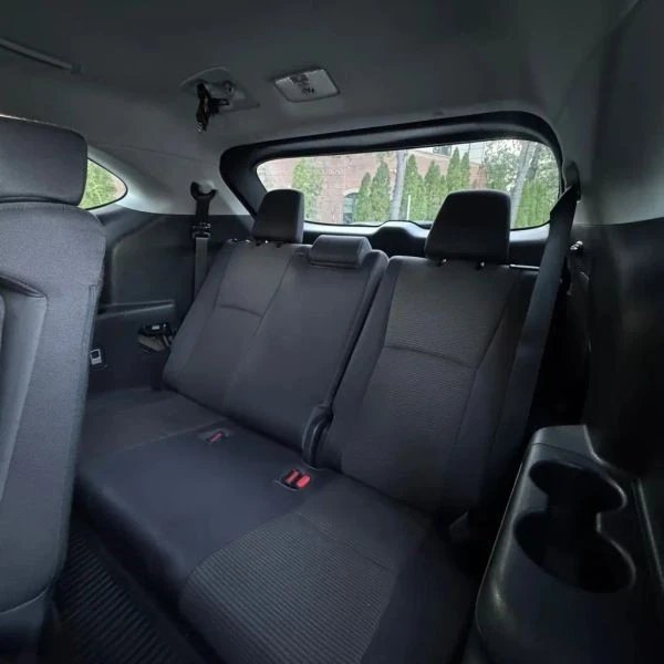 2022 Toyota Highlander - Image 11 of 12