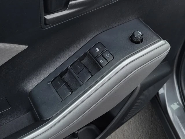 2022 Toyota Highlander - Image 10 of 12