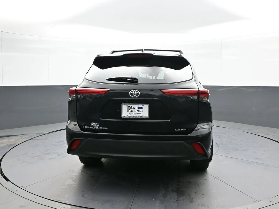 2022 Toyota Highlander - Image 7 of 12