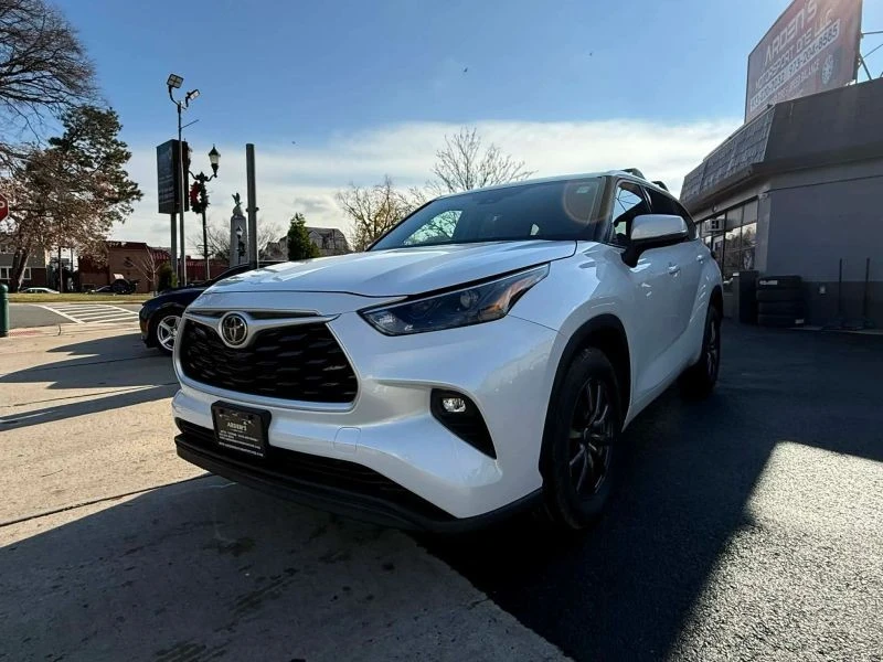 2022 Toyota Highlander - Image 12 of 12
