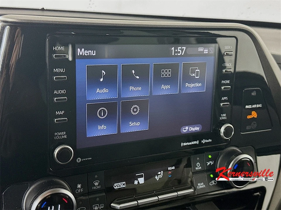 2022 Toyota Highlander - Image 19 of 21