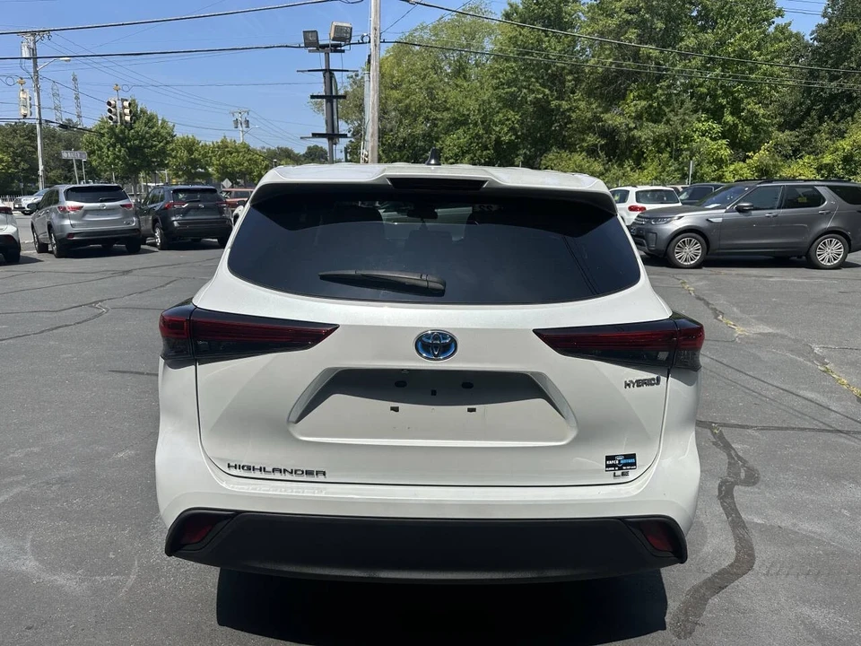 2022 Toyota Highlander - Image 6 of 21