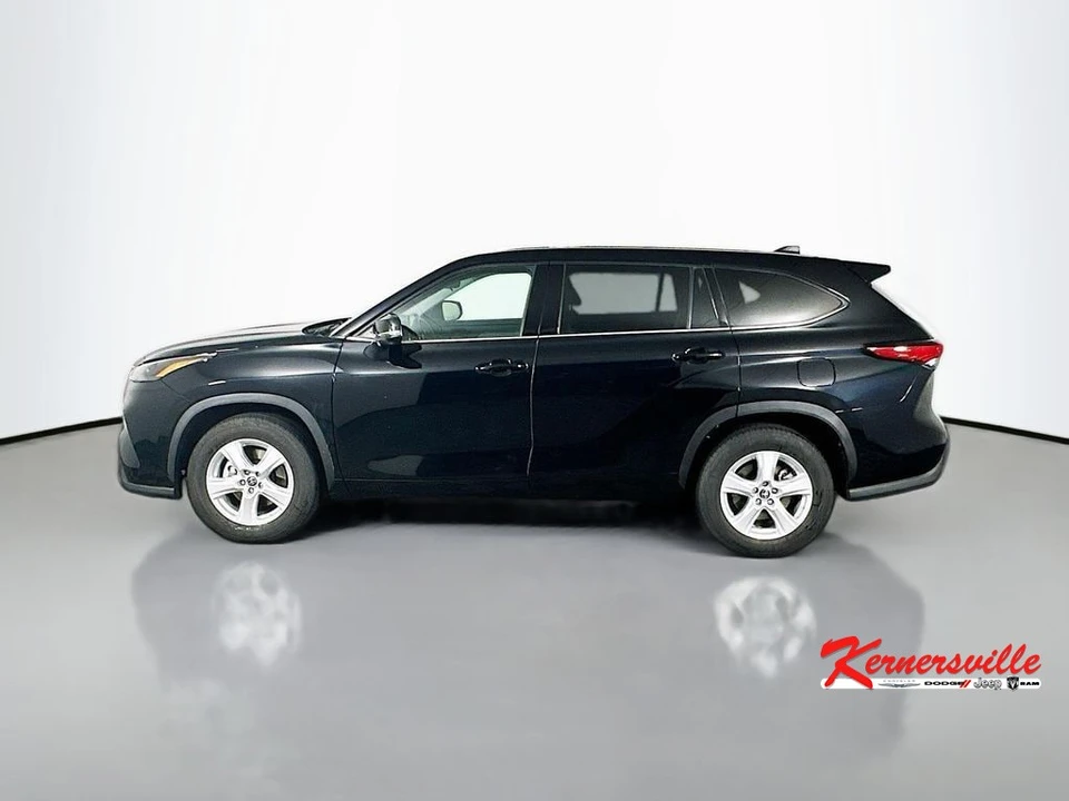 2022 Toyota Highlander - Image 4 of 21
