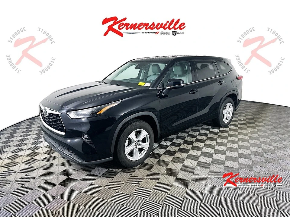 2022 Toyota Highlander - Image 3 of 21