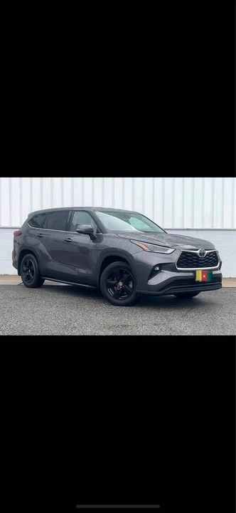 2022 Toyota Highlander - Image 4 of 9