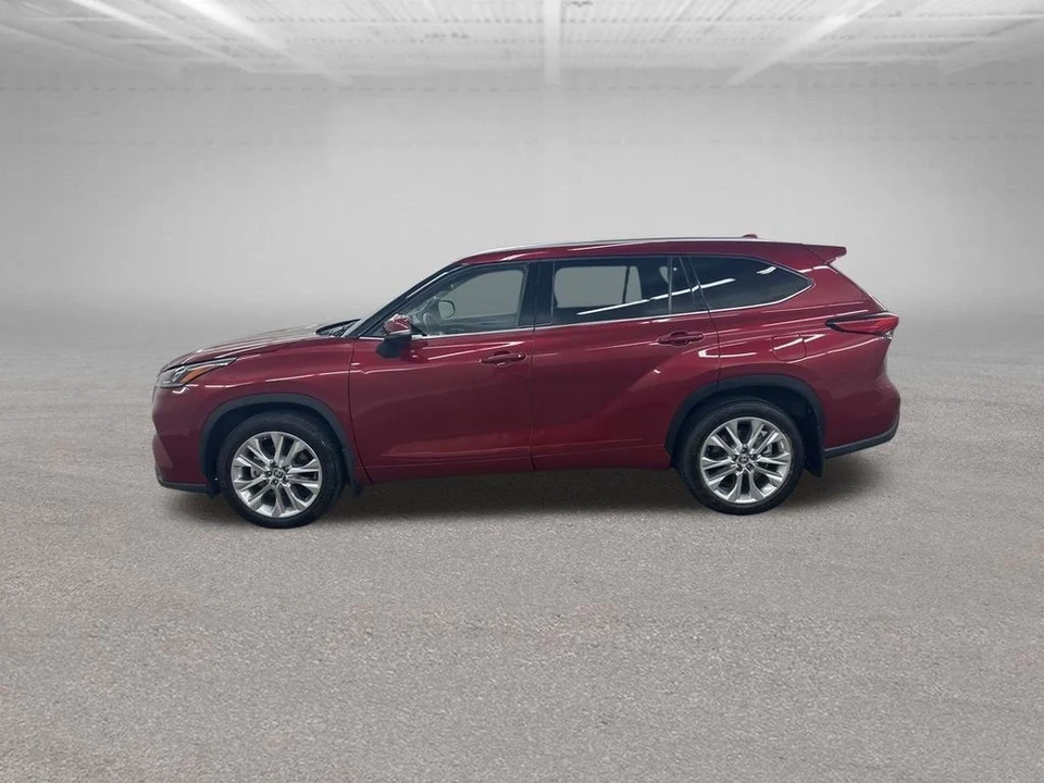 2022 Toyota Highlander - Image 7 of 21