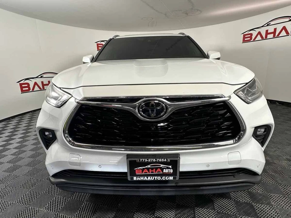 2022 Toyota Highlander - Image 14 of 21