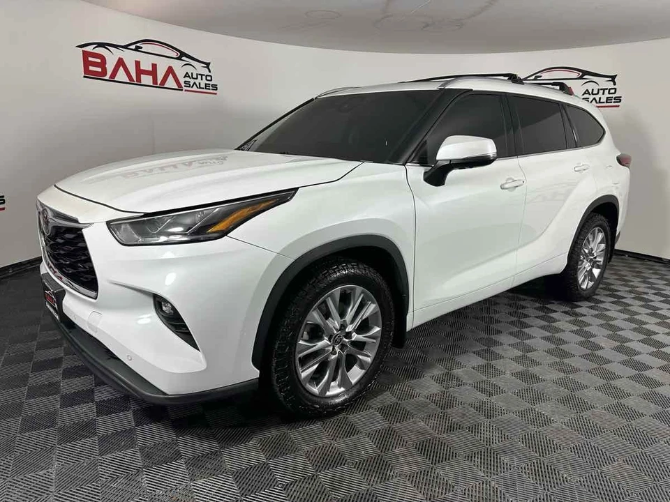 2022 Toyota Highlander - Image 2 of 21