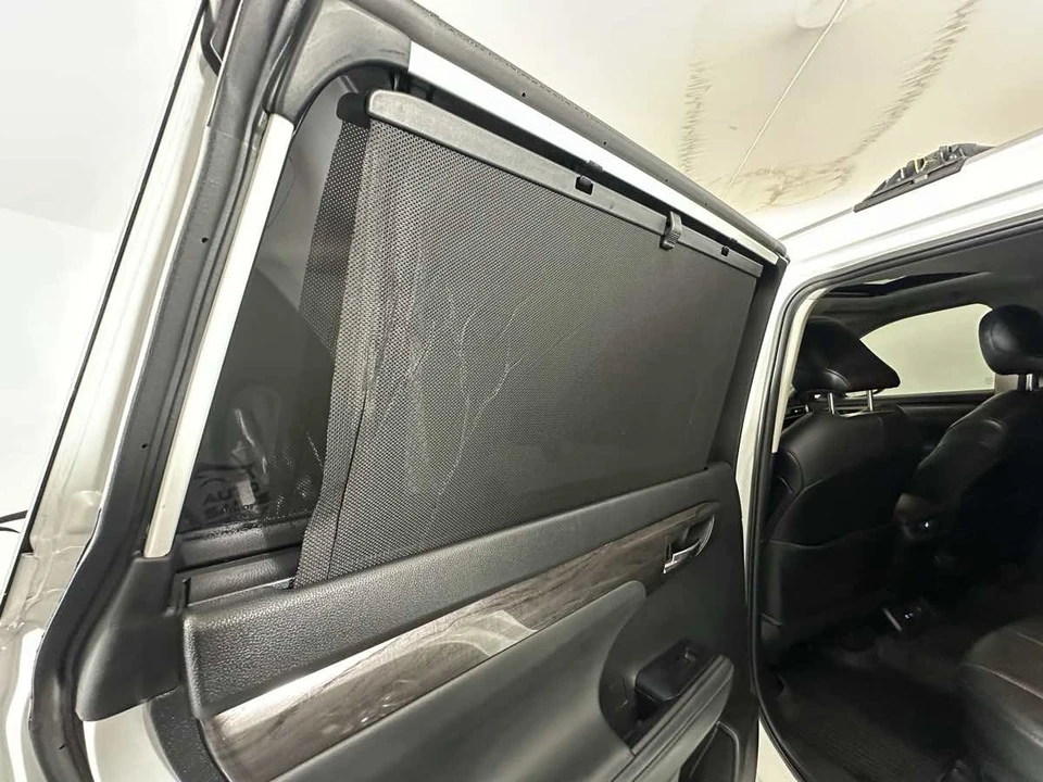 2022 Toyota Highlander - Image 18 of 21