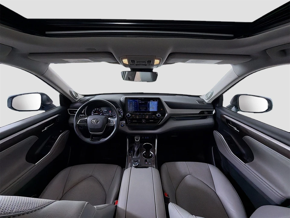 2022 Toyota Highlander - Image 10 of 12