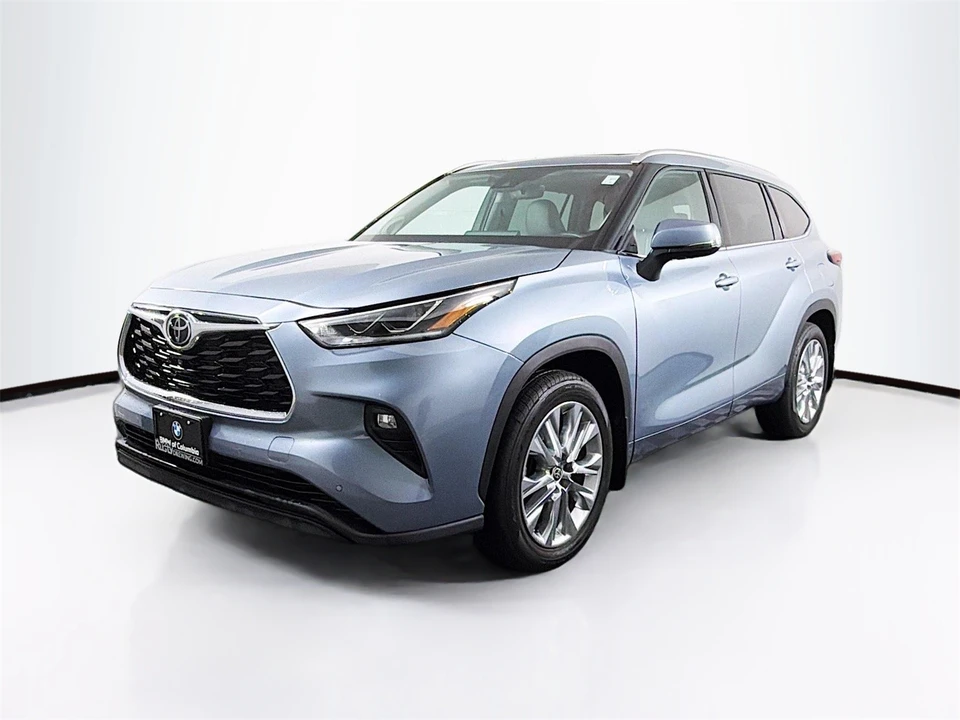 2022 Toyota Highlander - Image 4 of 12