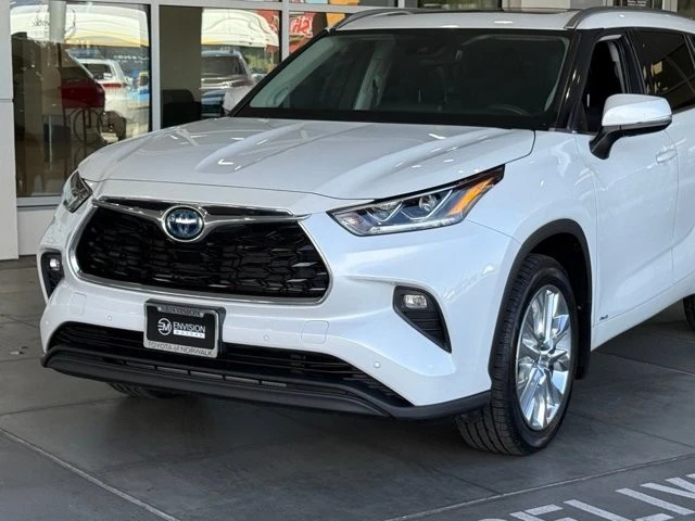 2022 Toyota Highlander - Image 3 of 21