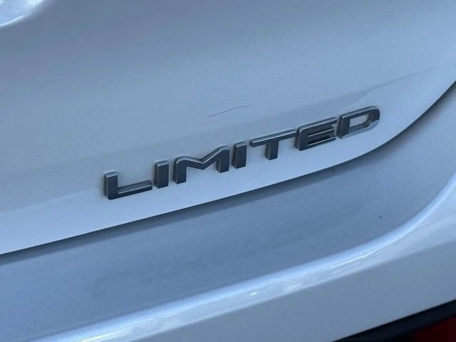 2022 Toyota Highlander - Image 15 of 21