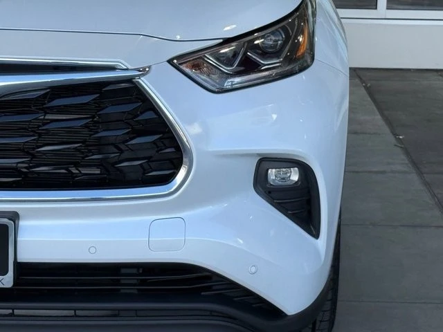 2022 Toyota Highlander - Image 6 of 21