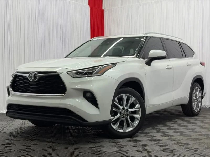 2022 Toyota Highlander - Image 4 of 12