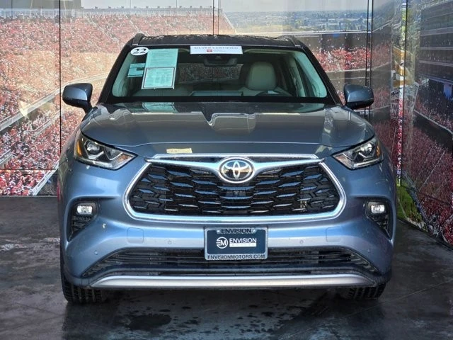 2022 Toyota Highlander - Image 3 of 21
