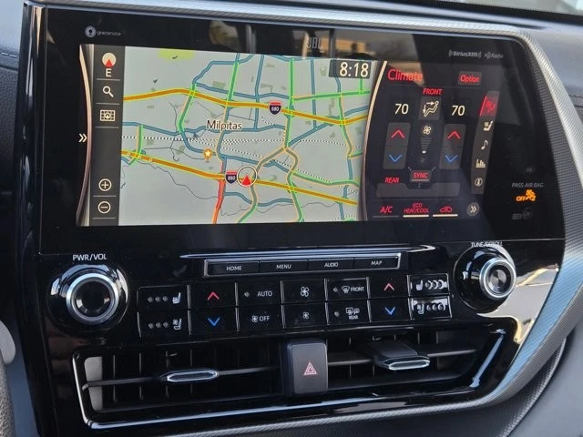 2022 Toyota Highlander - Image 16 of 21