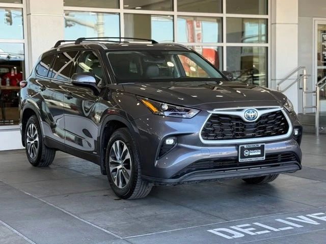 2022 Toyota Highlander - Image 8 of 21
