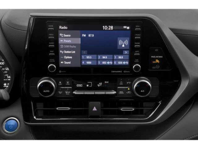 2022 Toyota Highlander - Image 10 of 12