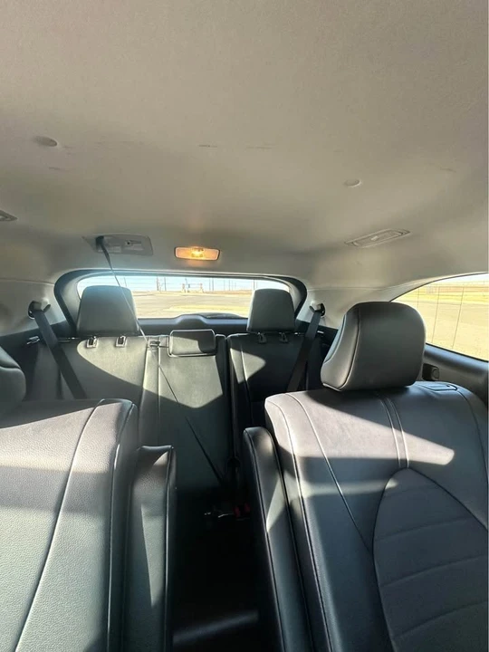 2022 Toyota Highlander - Image 7 of 11