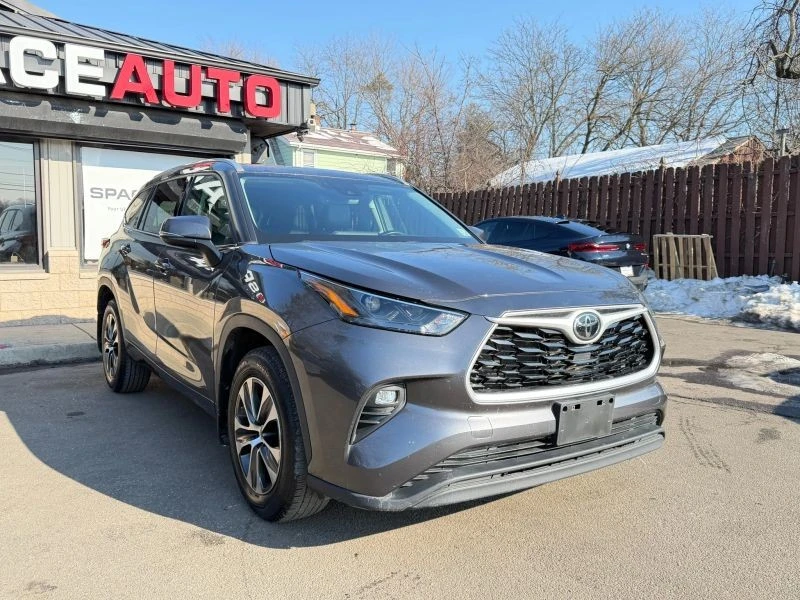 2022 Toyota Highlander - Image 3 of 12