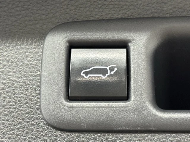 2022 Toyota Highlander - Image 12 of 12