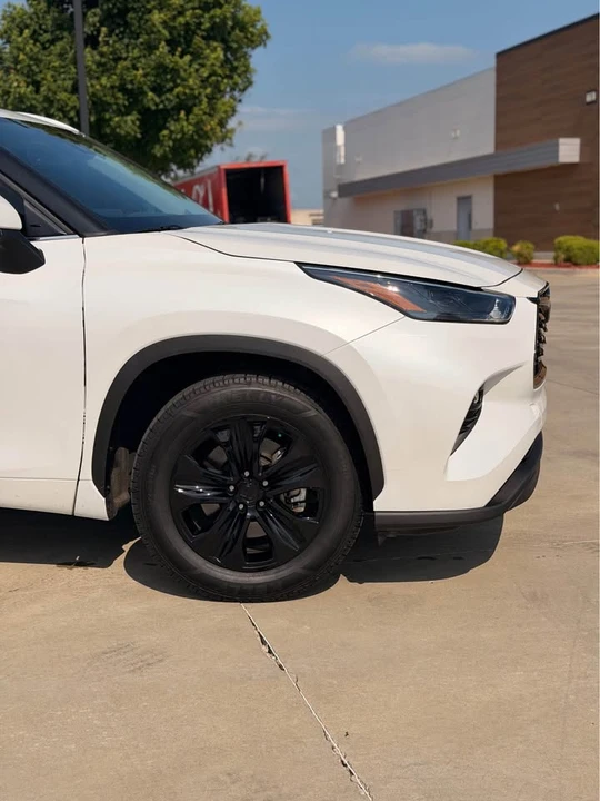 2022 Toyota Highlander - Image 5 of 18