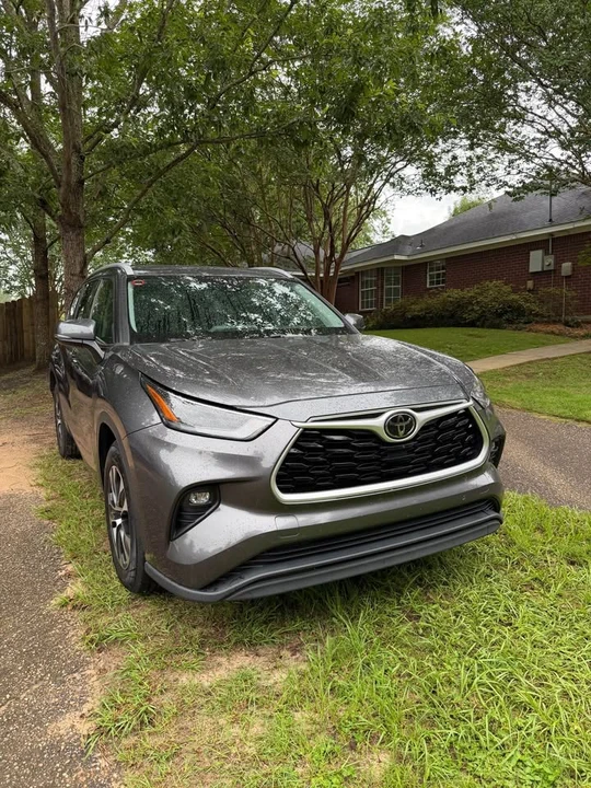 2022 Toyota Highlander - Image 6 of 12