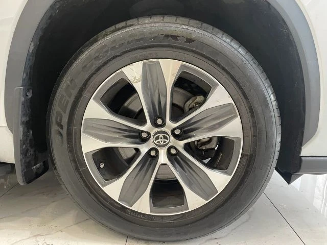 2022 Toyota Highlander - Image 21 of 21