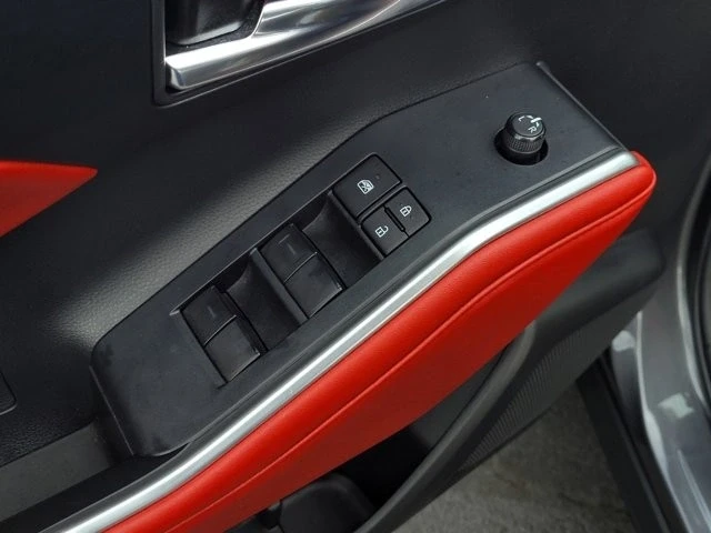 2022 Toyota Highlander - Image 10 of 12