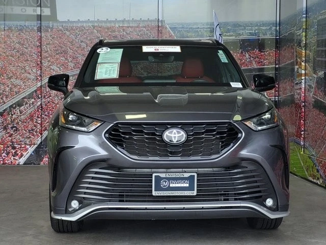 2022 Toyota Highlander - Image 3 of 12