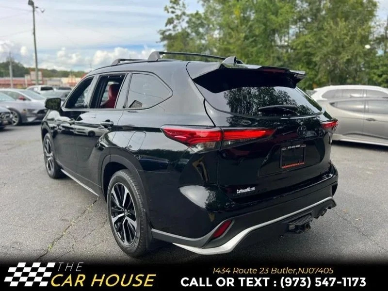 2022 Toyota Highlander - Image 9 of 12