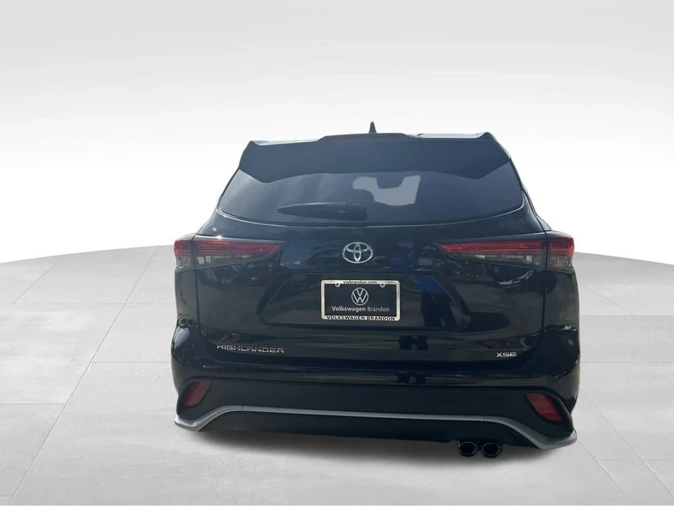 2022 Toyota Highlander - Image 5 of 12
