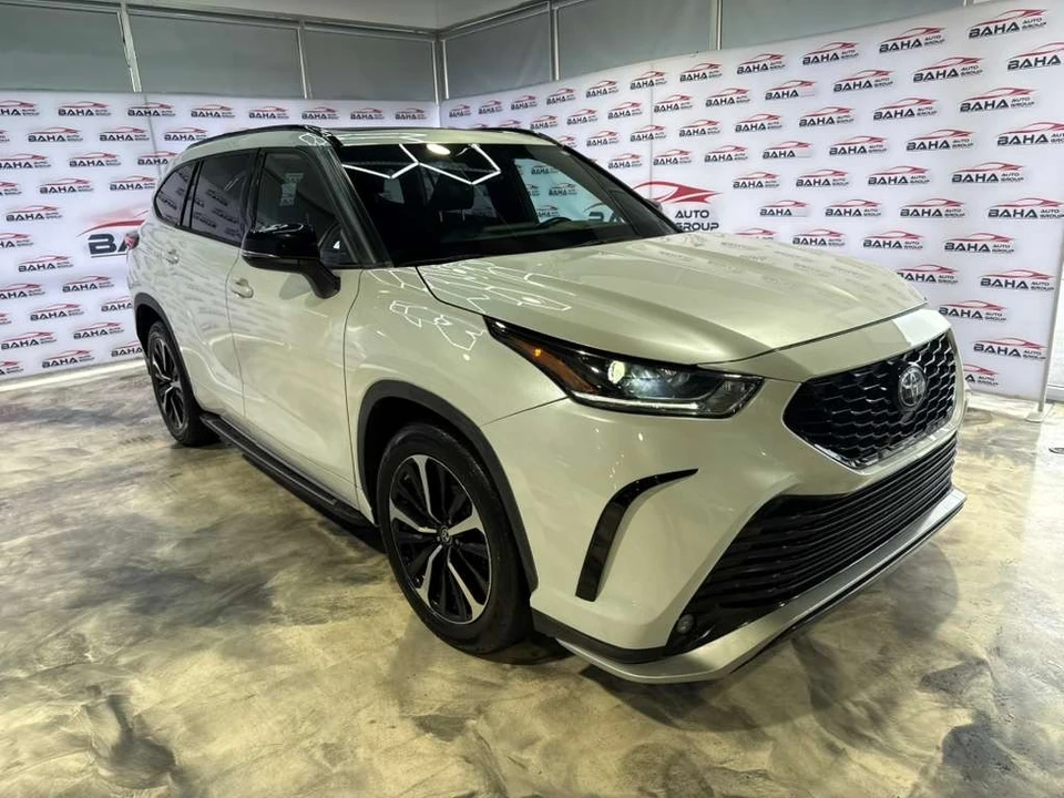 2022 Toyota Highlander - Image 5 of 31
